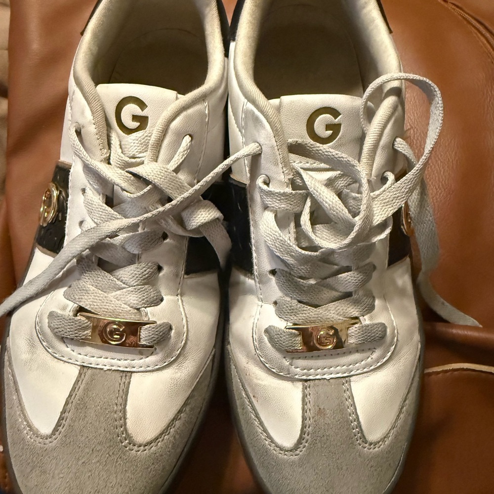 G by guess Logo Women's White & ray Fashion Sneakers platform